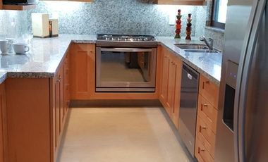 Casas de lujo en coto a unos pasos del Lago