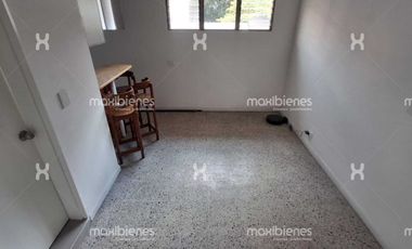 casa en arriendo en san joaquín. Cod A68237