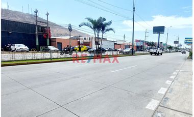 Oportunidad Única en Chorrillos: Local Comercial de 10.81 m² en el Centro Comercial Galaxy

Descubre este excelente local comercial de 10.81 m² ubic