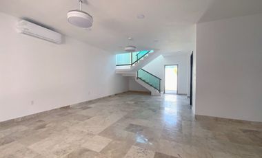 Casa en venta en privada residencial, Conkal, Yucatán con alberca