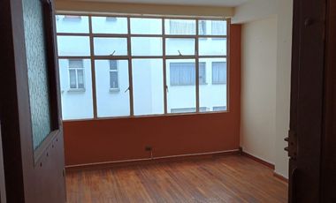 oficina en arriendo en las aguas. Cod A6915201