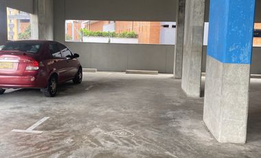 apartamento en arriendo en loma el chocho. Cod A514291