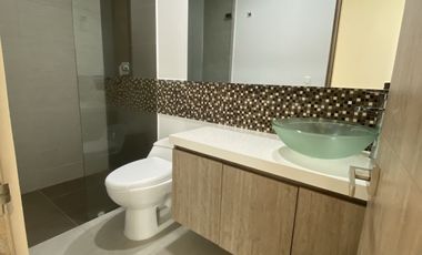 apartamento en arriendo en loma el chocho. Cod A514291