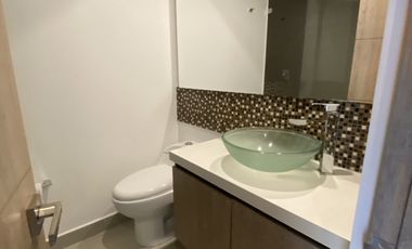 apartamento en arriendo en loma el chocho. Cod A514291