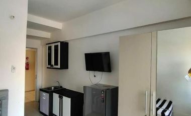 Apartemen GUNAWANGSA Merr Furnished Hadap utara