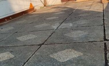 Disewakan Rumah Di Jl.Bambu Kuning Jakarta Barat