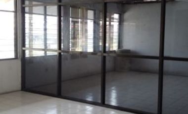 Dijual Gudang dan Kantor 2 Lantai Kedamean Gresik