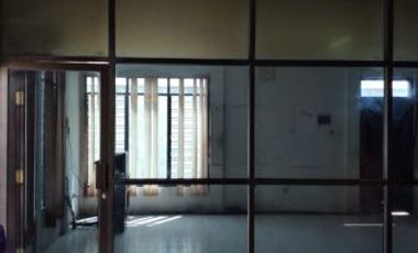 Dijual Gudang dan Kantor 2 Lantai Kedamean Gresik