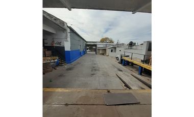 VENTA GALPON 1050 M2 SOBRE TRES LOTES UNIFICADOS