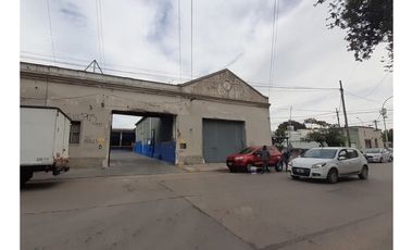 VENTA GALPON 1050 M2 SOBRE TRES LOTES UNIFICADOS