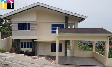 FOR SALE BRAND NEW HOUSE WITH 5 BEDROOM PLUS 2 PARKING