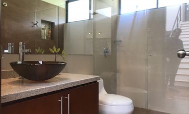 VENTA de CASAS en LA CALERA