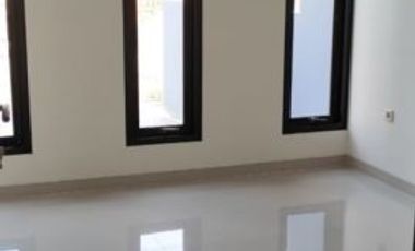 Jual Rumah EEMERALD (Free All Biaya) LOKASI STRATEGIS