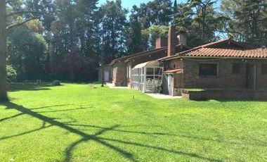 Quinta 6 Ambientes En Venta - La Reja