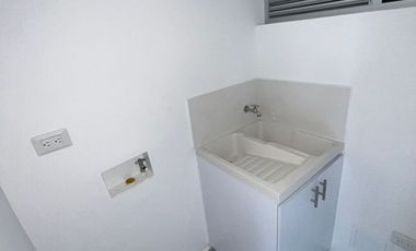 apartamento en arriendo en prados del este. Cod A3402