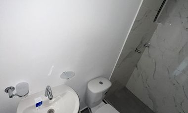 apartamento en arriendo en prados del este. Cod A3402