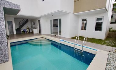 Brand new 3storey modern hOuse with swimming pOol in pasig