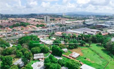 Se Vende Terreno en Avenida Domingo Díaz, Villa Lucre MLS#15381