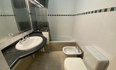 OFICINA VENTA 4 PRIVADOS 2 BAÑOS CENTRO