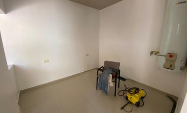 OFICINA VENTA 4 PRIVADOS 2 BAÑOS CENTRO