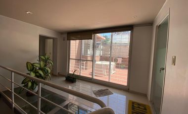 OFICINA VENTA 4 PRIVADOS 2 BAÑOS CENTRO