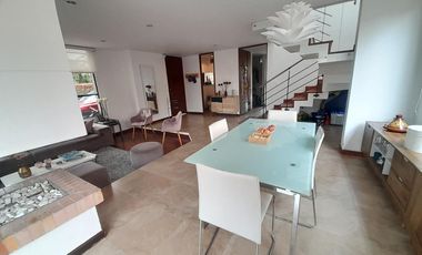 casa en venta en cajica. Cod V4946