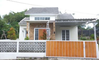 RUMAH TERLARIS DI GODEAN DP MULAI 10%