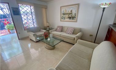 SE VENDE CASA DE 3 HABITACIONES EN EL BARRIO EL PRADO, SANTA MARTA