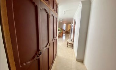 SE VENDE CASA DE 3 HABITACIONES EN EL BARRIO EL PRADO, SANTA MARTA