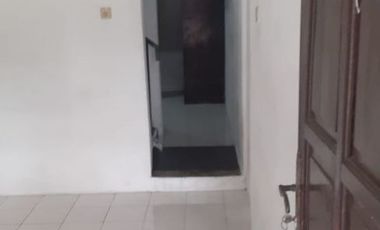 Disewakan Rumah Strategis dkt stasiun kranji Tol dan jl Raya Bekasi