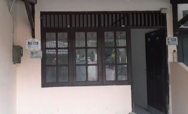 Disewakan Rumah Strategis dkt stasiun kranji Tol dan jl Raya Bekasi