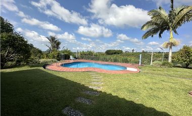 SE ARRIENDA CASA CAMPESTRE AMOBLADA EN CIRCASIA, QUINDIO.