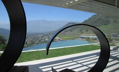 Casa en Arriendo en VISTA GOLF DE MANQUEHUE