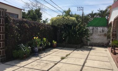 venta de casa en Temixco en Fracc. con Alberca