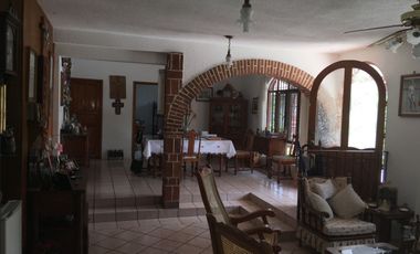 venta de casa en Temixco en Fracc. con Alberca