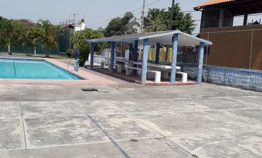 venta de casa en Temixco en Fracc. con Alberca