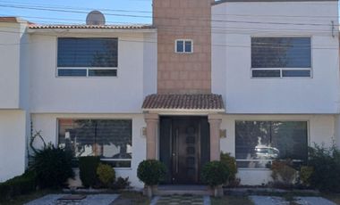 Casa en renta, Arboledas de Santa Elena. Pachuca Hgo.