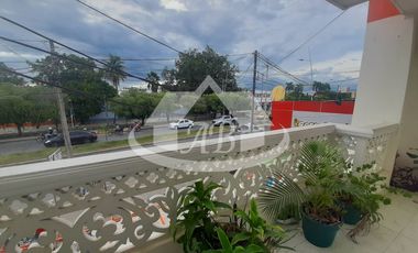 APTO Y LOCAL EN VENTA BARRIO EL EDÉN | 474