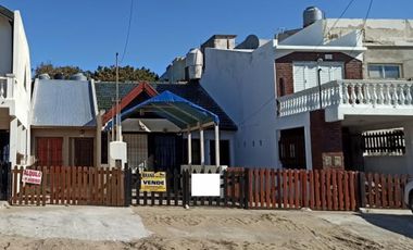 DEPTO 3 AMB . A LA CALLE- FRENTE AL MAR