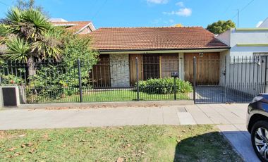 CASA 4 AMBIENTES QUILMES OESTE