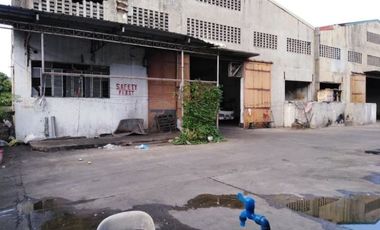 LAWANG BATO VALENZUELA CITY LOT @ 5,712 SQM WITH 3-VACANT WAREHOUSE AS IS