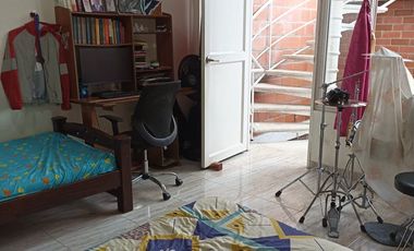 casa en venta en la aldea. Cod V4813