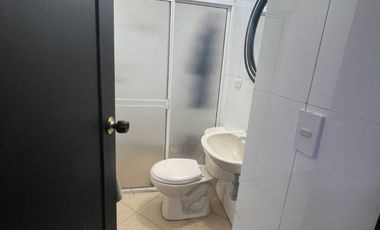 local en arriendo en mesa. Cod A36393