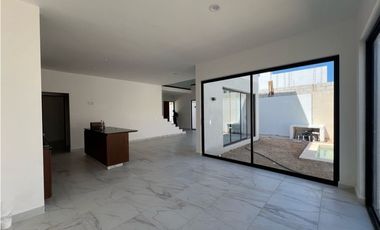 Venta casa nueva en Soluna Temozon Mérida Yucatán