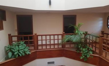 VENTA DE CASA EN SAN MARTIN, INMEJORABLE CALIDAD
