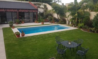 VENTA DE CASA EN SAN MARTIN, INMEJORABLE CALIDAD