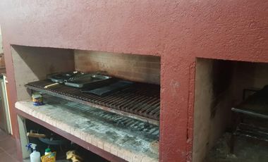 VENTA DE CASA EN SAN MARTIN, INMEJORABLE CALIDAD