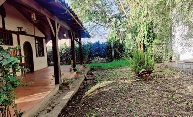 VENDO CASA ESQUINERA EN IBARRA AV EL RETORNO 490 m2