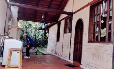 VENDO CASA ESQUINERA EN IBARRA AV EL RETORNO 490 m2