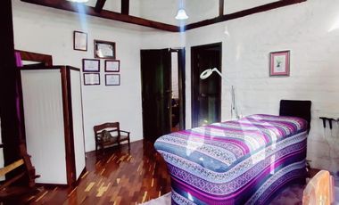 VENDO CASA ESQUINERA EN IBARRA AV EL RETORNO 490 m2